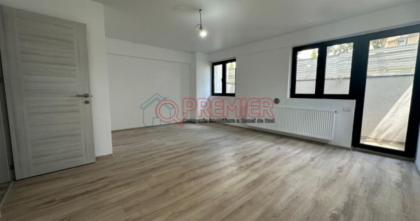 Garsonieră 44 mp | balcon | parcare inclusă