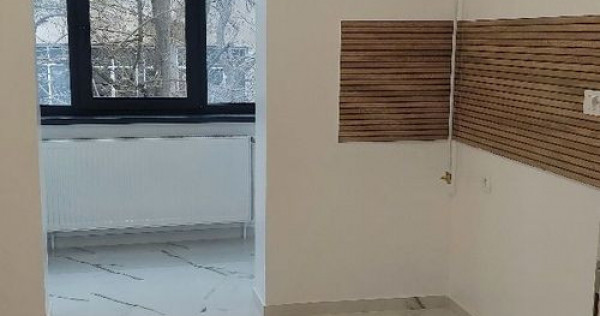 ???? Apartament 2 camere decomandat, etaj 2, zona Liceu A...