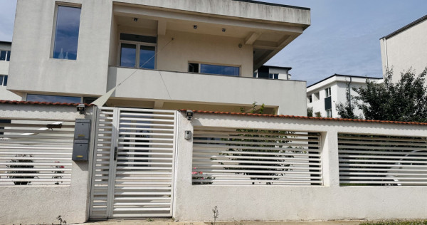 Vila superba 224 mp , 400 mp teren, individuala, str Orhidee