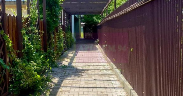 Duplex &icirc;n vilă, 4 camere, renovat 2025, curte 250 mp, M...
