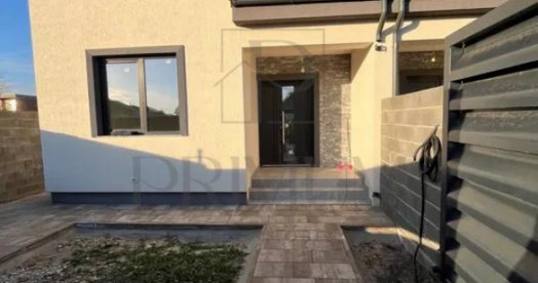 Duplex superb - bucatarie inchisa - dormitor la parter