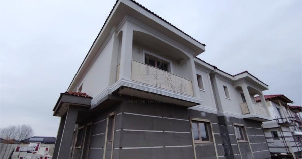 Duplex despartit prin camera tehnica - bucatarie inchisa - l