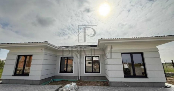 Duplex pe parter - 2 dormitoare - zona buna - desing superb