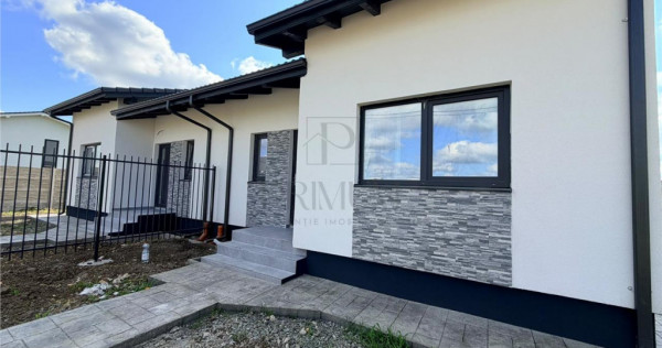 DUPLEX CU 3 BAI - TEREN 375 MP - BUCATARIE INCHISA