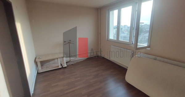 V&acirc;nzare apartament 3 camere cu centrală Bd. Obregia - F...