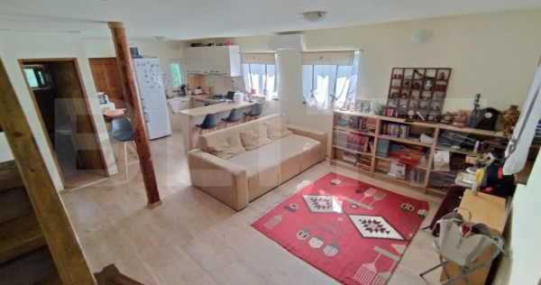 Casă de vacanță, 5 camere 100 mp utili, 3400 mp teren, zo