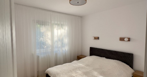 Proprietar inchiriez apartament 2 camere cu gradina Pacurari