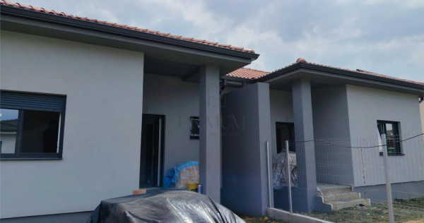 Duplex 4 camere - dormitor matrimonial - teren generos