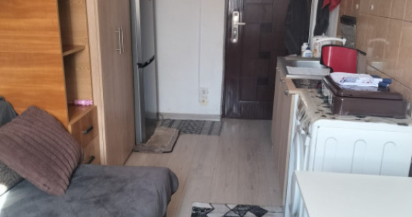 Camera de camin, 10.50 mp, zona Valea Rosie