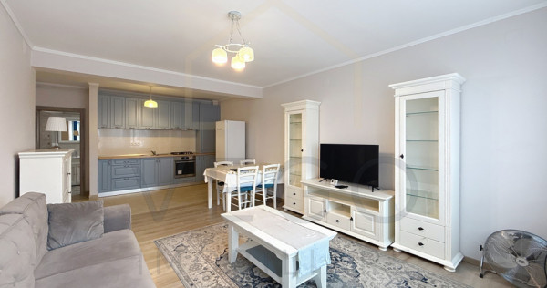 2 bedrooms + living room close to Platinia Shopping Center