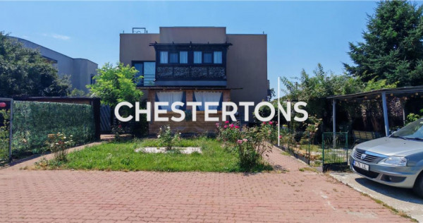 Apartament de 3 camere 81 mp, curte proprie 220mp, 2 locuri