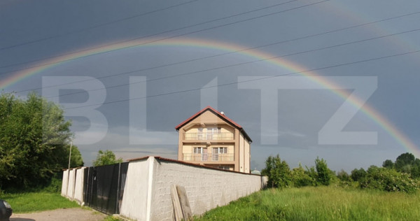 Casa de vanzare sau inchiriere, 7 camere, 315 mp, zona - Sis