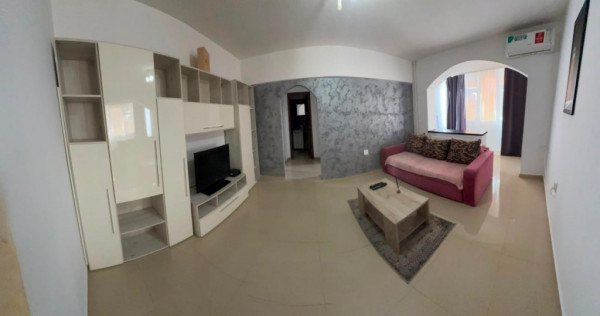 Apartament cu 2 camere, 55 mp, zona Ultracentral - Catedrala