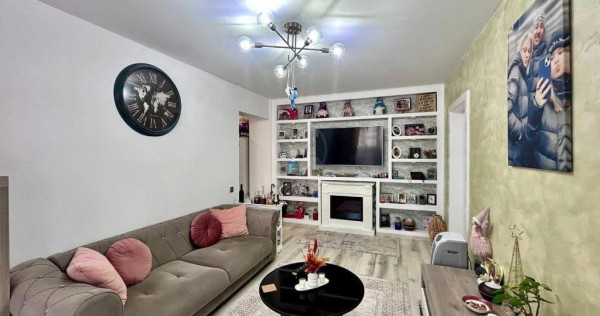 Apartament 3 camere decomandat zona Cetatii ansamblu New City