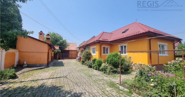 Casa de 4 camere zona Stupini