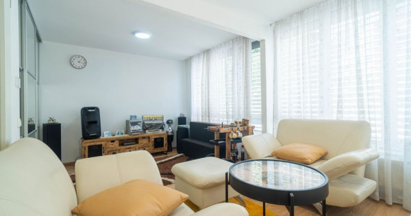 Apartament 2 camere cu lift și cheltuieli mici