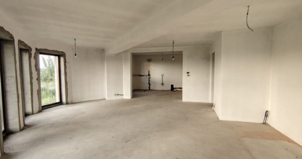 Comision 0% Casa individuala 5 camere cu teren de 747 mp in
