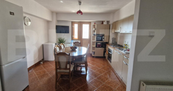 Apartament de v&acirc;nzare, 72 mp, zona Micro 12