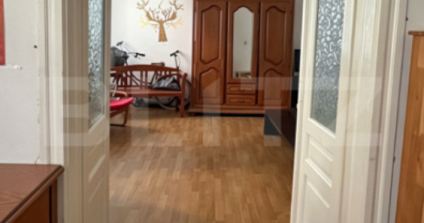 Apartament 2 camere, zonă Centrul Vechi