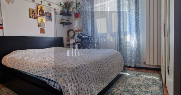 Apartament 4 camere Huedin/Piata Resita/2 locuri parcare/...