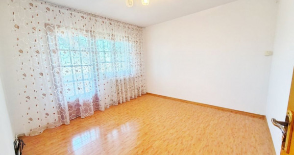 Apartament 3 camere decomandat Curtea de Arges - Ivancea