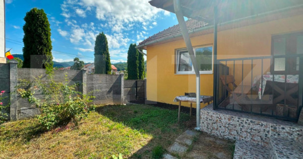 Casă de v&acirc;nzare, teren generos, ideală pentru familie, Ce