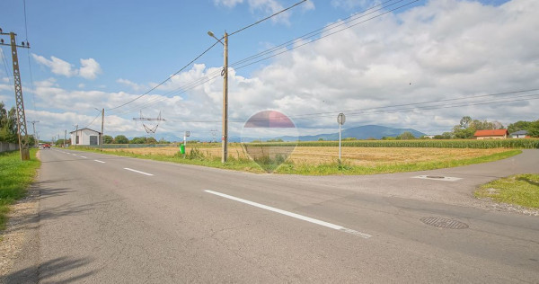 Teren intravilan de 800 mp &icirc;n Stupini, cu PUZ și utilități la limită