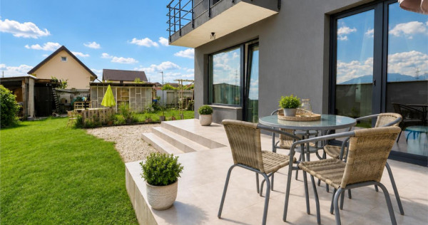 Casa familiala,3 dormitoare,incazire pardoseala,terasa,530 m