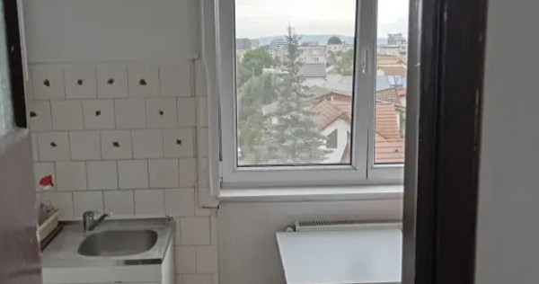 Apartament 2 camere zona TRACTORUL,str Octavian Goga