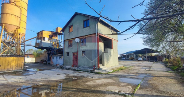 De &icirc;nchiriat platforma betonata 3178 mp teren si șopron...