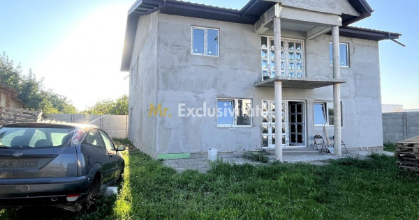 Casa la gri, 7 camere, 2 bai