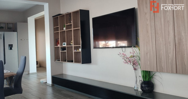 Casa individuala deosebita cu 6 camere in Ghiroda