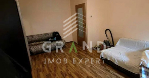 Ap 1 CAMERĂ | 42 MP | CALEA MĂNĂȘTUR | PARTER | APROAPE