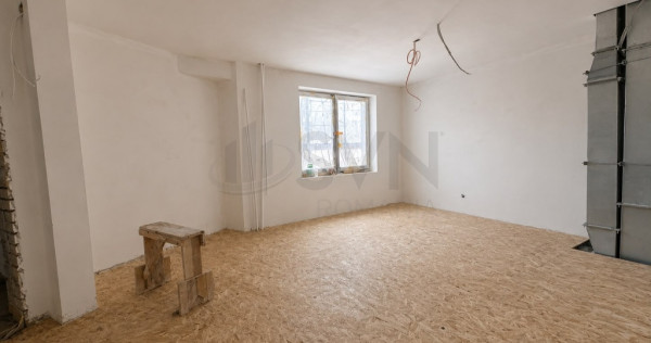 Apartament 3 camere de l Imobil Consolidat l Centrul Vechi