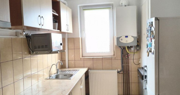Apartament 2 camere zona Codrul Cosminului,