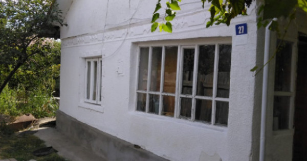 Casa de vanzare, 120 mp, teren 1000mp, zona Ghindeni