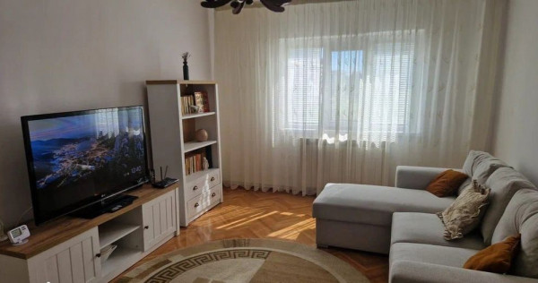 De inchiriat apartament cu 2 camere, Mazepa 1 etaj 3, 450...