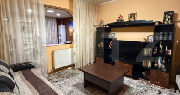 Apartament 4 camere, decomandat , 97 m2 , Micro 13