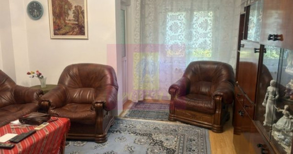 Apartament 3 camere Drumul Sarii.