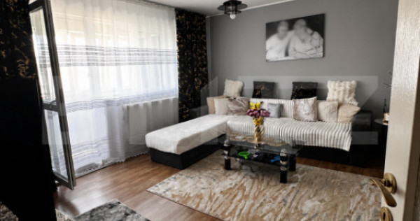 Apartament cu 4 camere, 79 mp, mobilat și utilat, zona Bloc