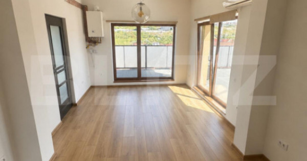 Penthouse de vanzare, 34.82 mp, terasa 40 mp, parcare, zona
