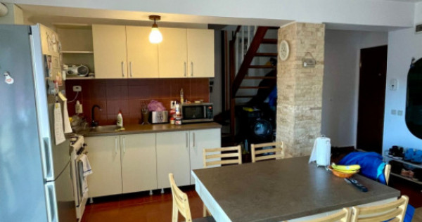 Apartament 3 camere + parcare, zona Campului , Cluj