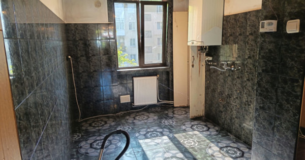 Apartament 4 camere, 80 mp, cartier Săsar