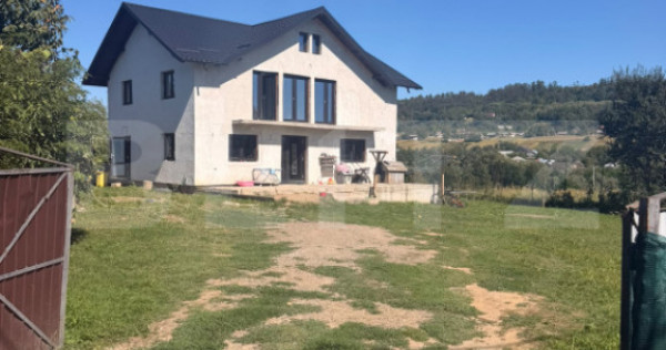 Casa etaj, 165 mp, 3600 mp, zona Darmanesti