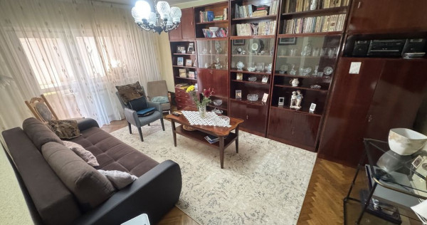 Apartament 3 camere zona Delfinariu - Bld. Mamaia cu Cent...