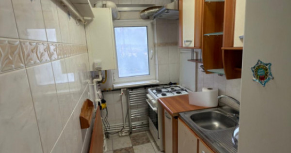 Apartament 2 camere de v&acirc;nzare &icirc;n Tomis Nord