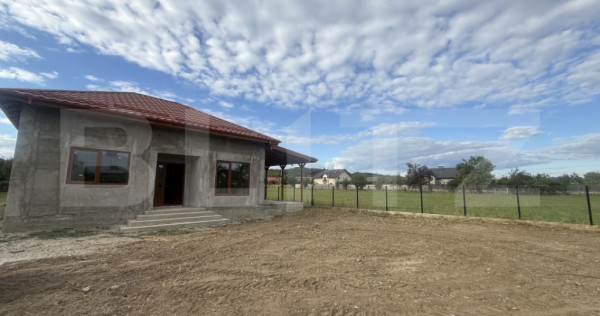 Casă P+pod, teren 580 mp, Vulcana-Pandele &ndash; construcție