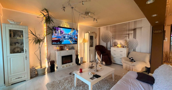 Apartament 4 camere ultracentral modernizat-living open space