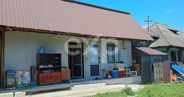 Două case pe 440 mp, acces din 2 străzi &ndash; Băjești, Bă