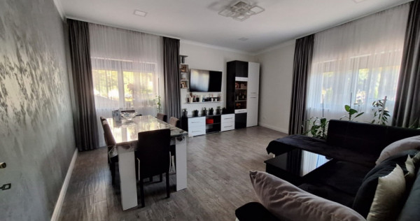 Apartament 3 camere, 87 mp, zona Cornitoiu